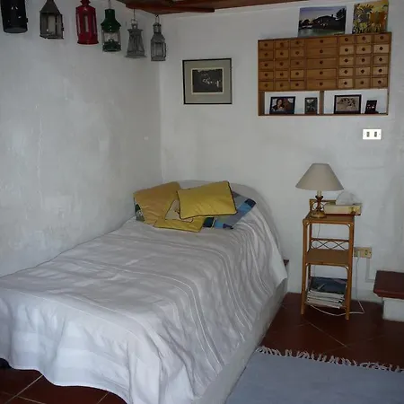 Charming With Pretty Garden Full Of Fruit Trees Farm stay